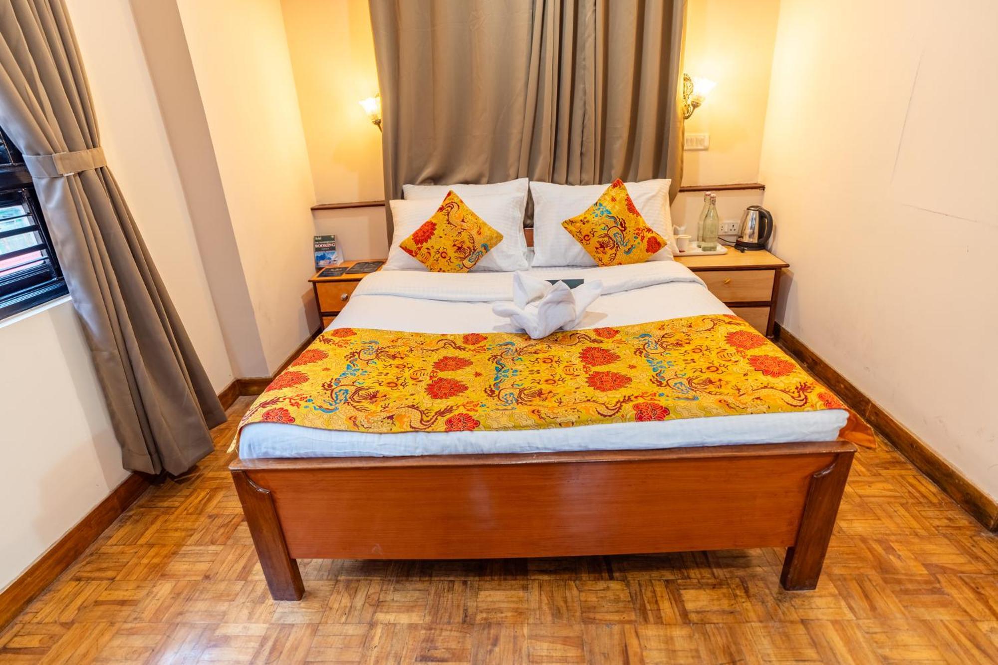 Muscatel Fairmont - 100 Mts From Mall Road 다르질링 외부 사진