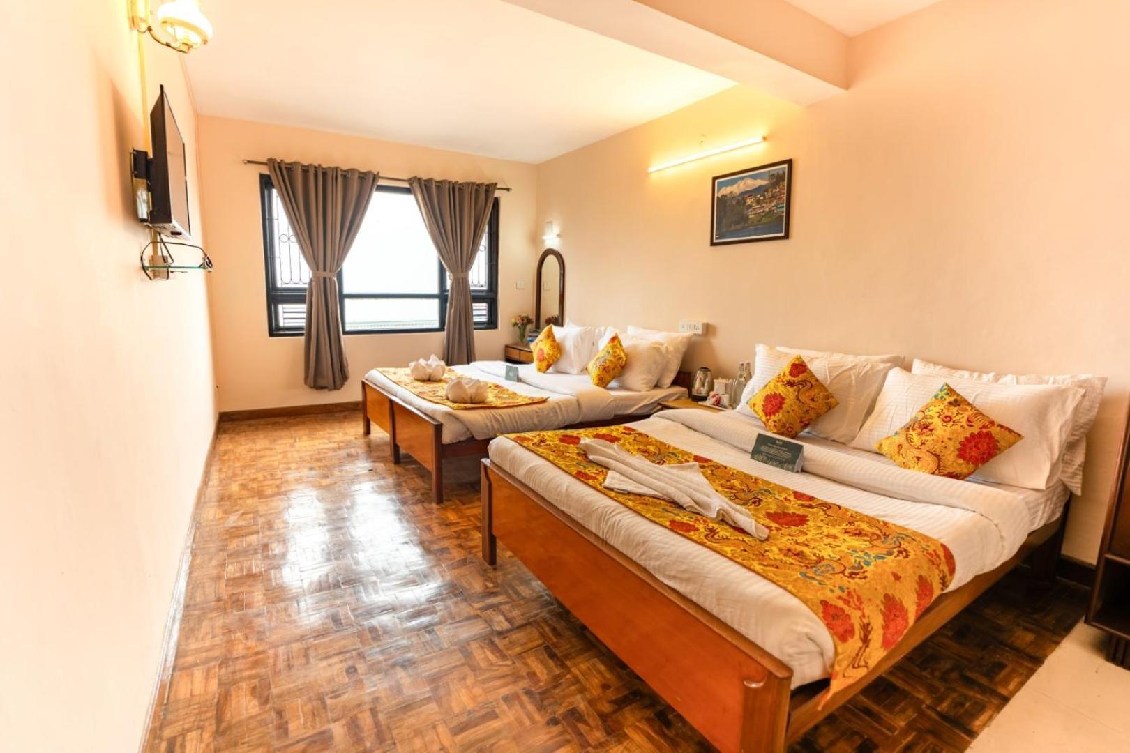 Muscatel Fairmont - 100 Mts From Mall Road 다르질링 외부 사진